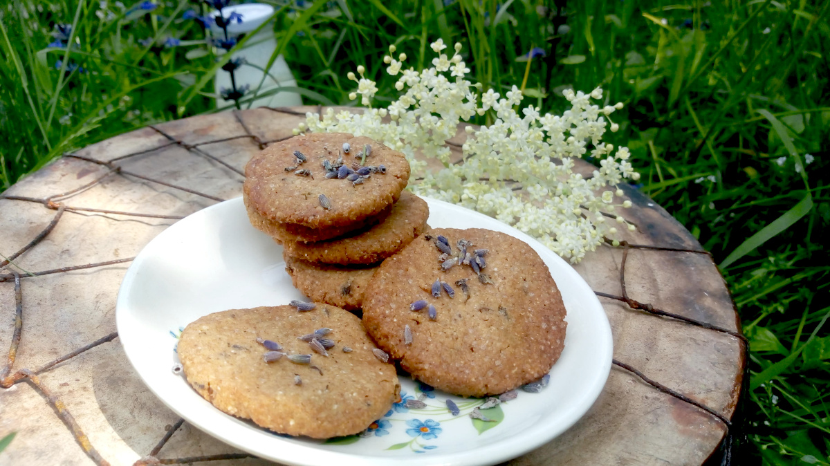 Ciasteczka lawendowe